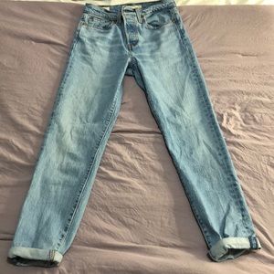 Levi’s wedgie fit jeans